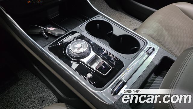 Kia Carnival (IV) HEV 7seater Signature 2025 — фото 9