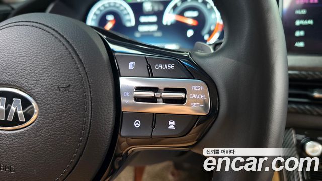 Kia K7 Premier 3.0 GDI Signature 2020 — фото 32