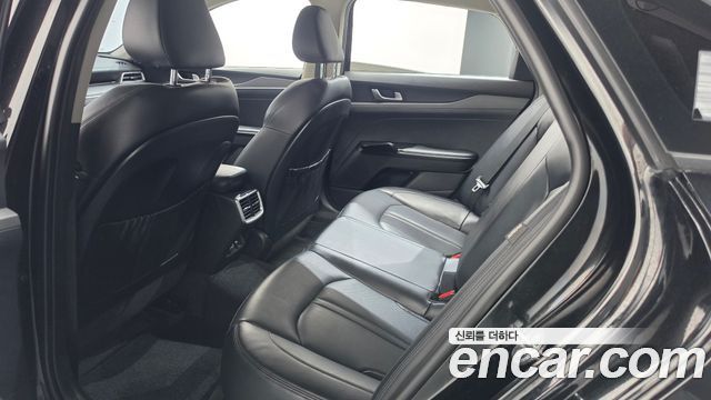 Kia K5 (III) 2.0 Prestige 2022 — фото 11