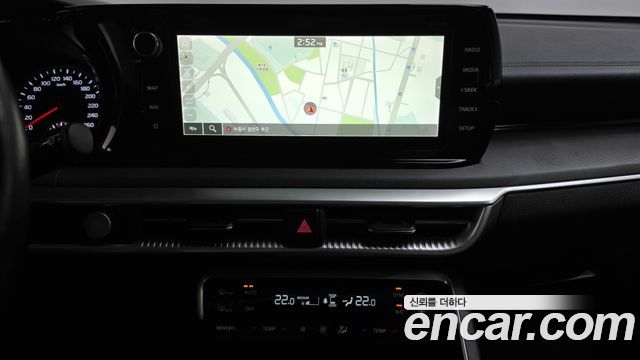 Kia K5 (III) 2.0 Prestige 2022 — фото 12