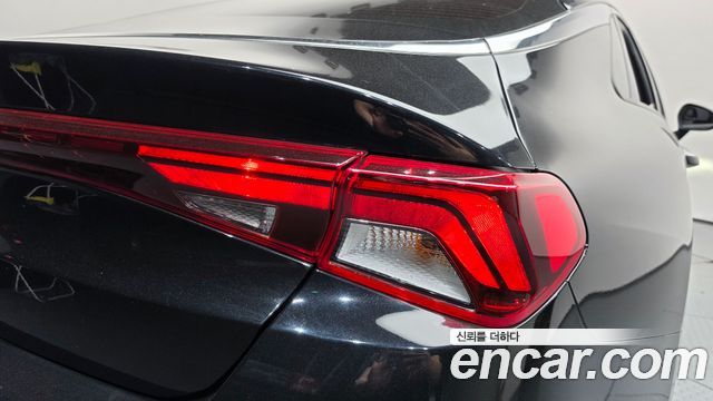 Kia K5 (III) 2.0 Prestige 2022 — фото 23