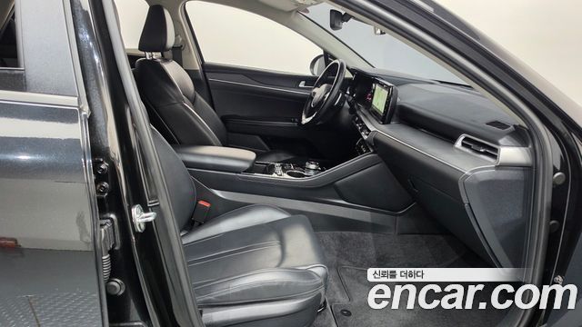 Kia K5 (III) 2.0 Prestige 2022 — фото 26