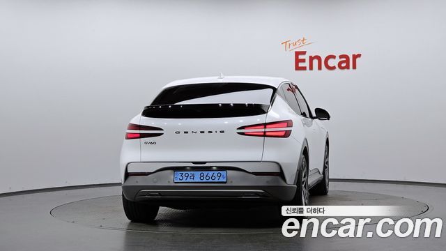 Genesis GV60 Standard AWD 2022 — фото 4