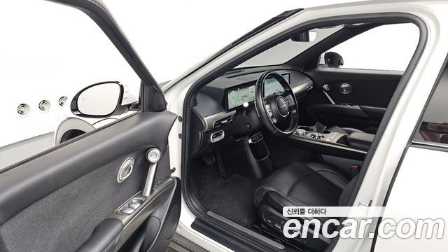 Genesis GV60 Standard AWD 2022 — фото 10