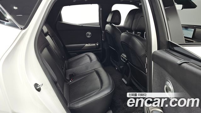 Genesis GV60 Standard AWD 2022 — фото 12