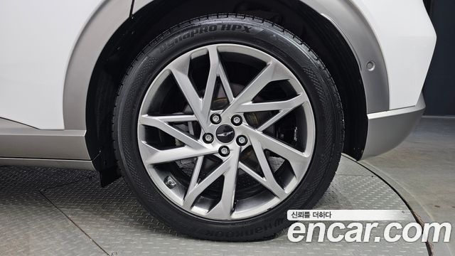 Genesis GV60 Standard AWD 2022 — фото 21