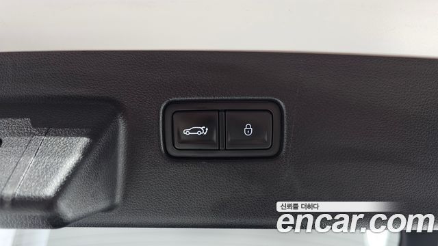 Genesis GV60 Standard AWD 2022 — фото 33