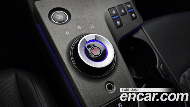 Kia Sportage (V) Gasoline 1.6 Turbo 2WD Signature X Line 2025 — фото 9