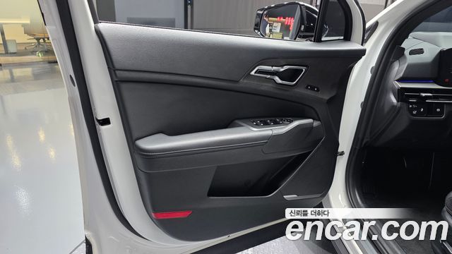 Kia Sportage (V) Gasoline 1.6 Turbo 2WD Signature X Line 2025 — фото 24