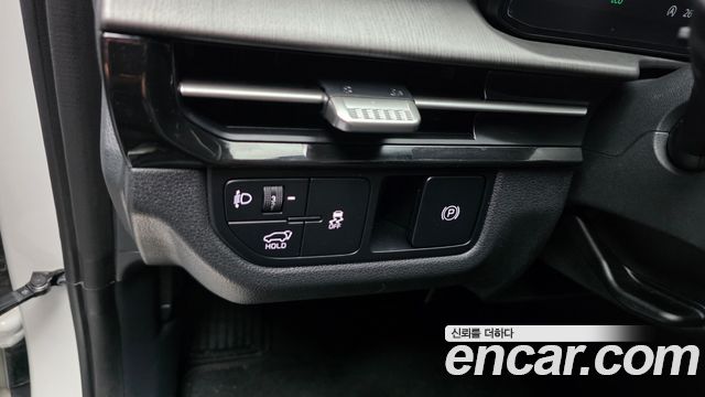 Kia Sportage (V) Gasoline 1.6 Turbo 2WD Signature X Line 2025 — фото 31