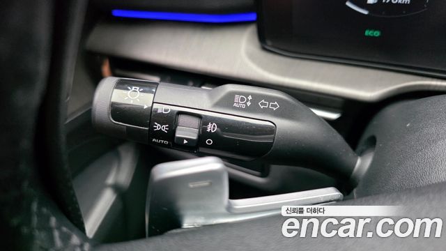 Kia Sportage (V) Gasoline 1.6 Turbo 2WD Signature X Line 2025 — фото 34