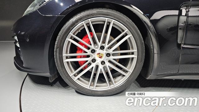 Porsche Panamera (971) 3.0 AWD 2020 — фото 5