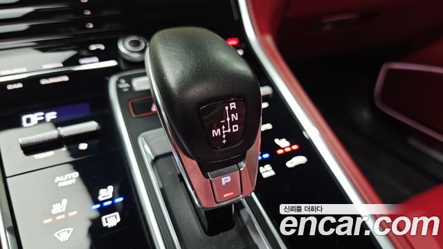 Porsche Panamera (971) 3.0 AWD 2020 — фото 9