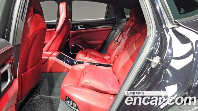 Porsche Panamera (971) 3.0 AWD 2020 — фото 12