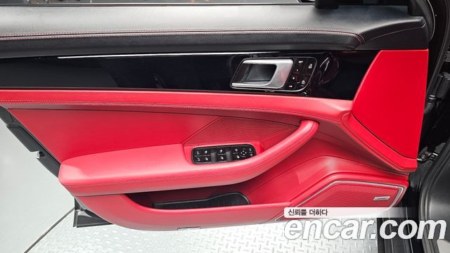 Porsche Panamera (971) 3.0 AWD 2020 — фото 24