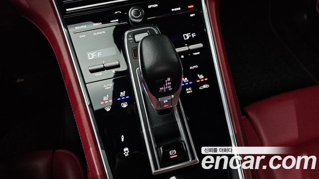 Porsche Panamera (971) 3.0 AWD 2020 — фото 28