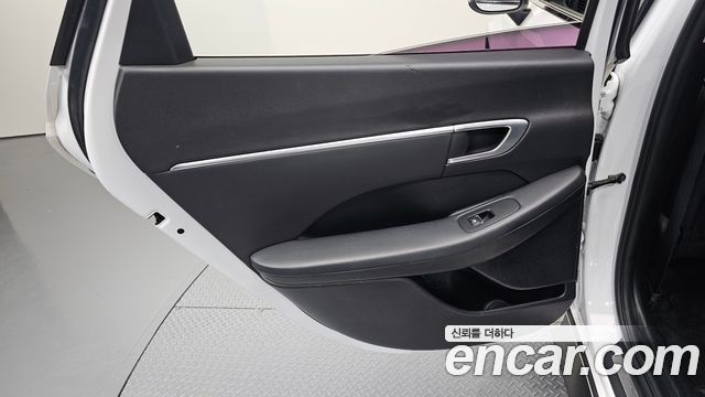 Hyundai Sonata (DN8) 2.0 LPG(rental car) Style 2020 — фото 25