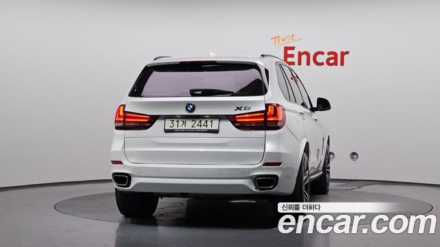 BMW X5 (F15) xDrive 40d 2017 — фото 4