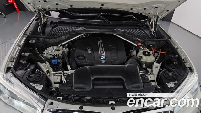 BMW X5 (F15) xDrive 40d 2017 — фото 6