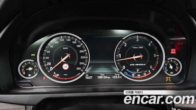 BMW X5 (F15) xDrive 40d 2017 — фото 8