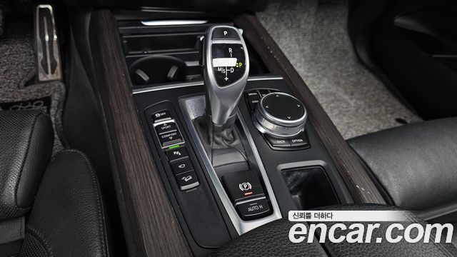 BMW X5 (F15) xDrive 40d 2017 — фото 9