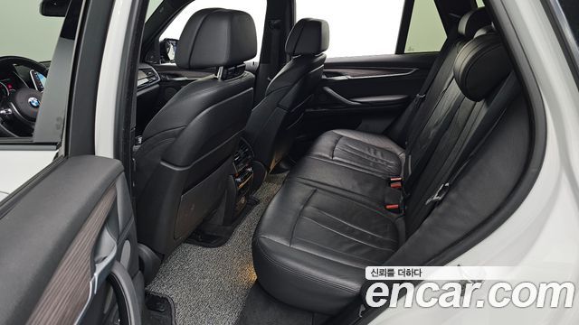 BMW X5 (F15) xDrive 40d 2017 — фото 11