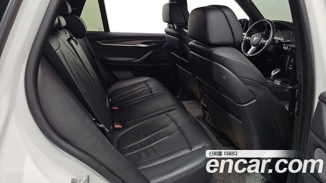 BMW X5 (F15) xDrive 40d 2017 — фото 12