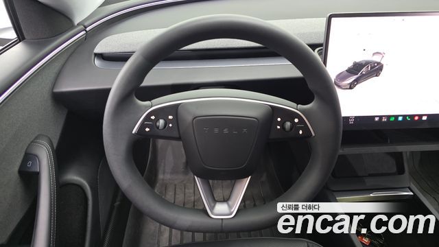 Tesla Model 3 RWD 2025 — фото 14