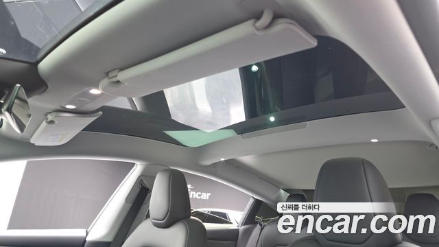 Tesla Model 3 RWD 2025 — фото 16