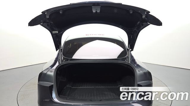 Tesla Model 3 RWD 2025 — фото 18