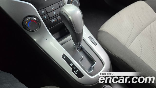 Chevrolet Cruze 1.8 LS+ 2014 — фото 9