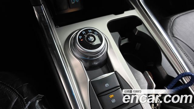 Ford Explorer (VI) 2.3 LimIted 4WD 2020 — фото 9