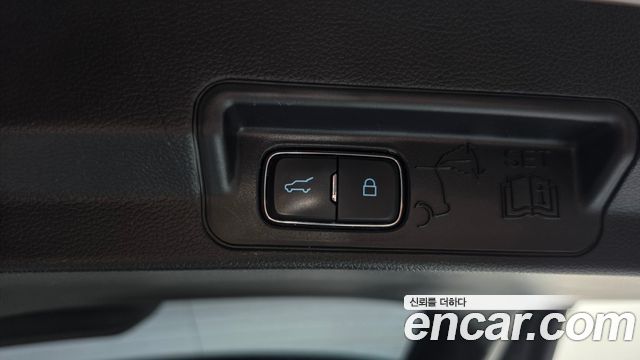 Ford Explorer (VI) 2.3 LimIted 4WD 2020 — фото 22