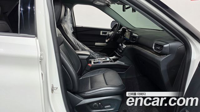 Ford Explorer (VI) 2.3 LimIted 4WD 2020 — фото 32