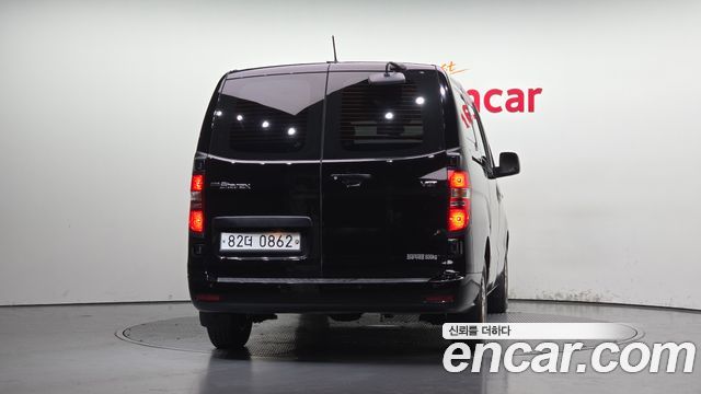 Hyundai Grand Starex Van 3-Seater Smart 2020 — фото 4