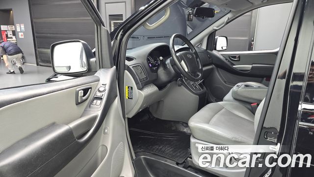 Hyundai Grand Starex Van 3-Seater Smart 2020 — фото 10