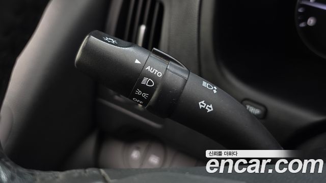 Hyundai Grand Starex Van 3-Seater Smart 2020 — фото 15