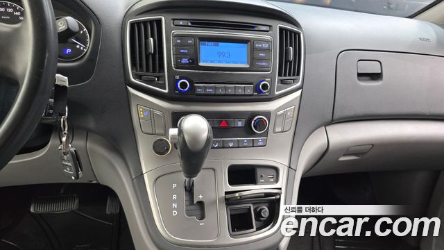 Hyundai Grand Starex Van 3-Seater Smart 2020 — фото 20