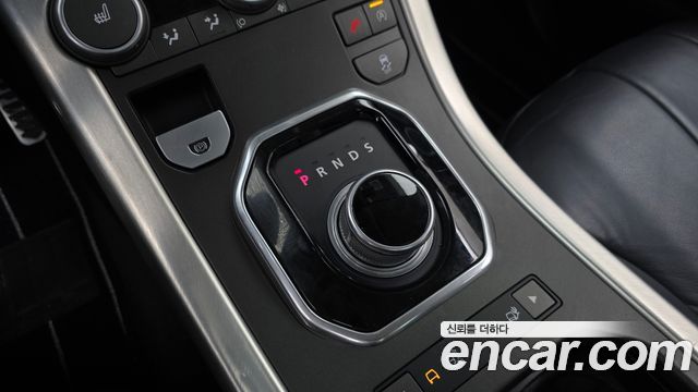Land Rover Range Rover Evoque 2.0 TD4 SE 2016 — фото 9