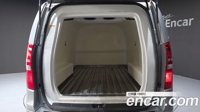 Hyundai Grand Starex Freezer car 2019 — фото 15