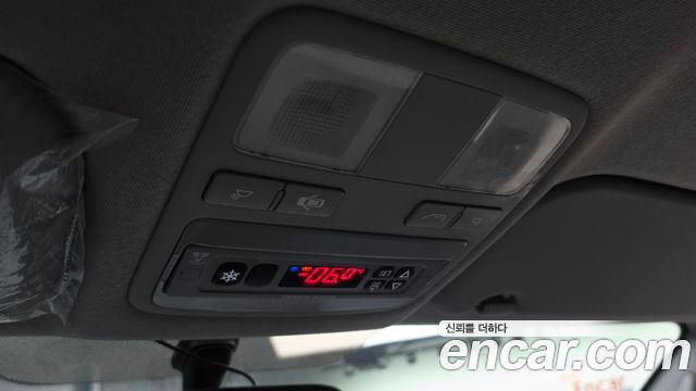 Hyundai Grand Starex Freezer car 2019 — фото 16