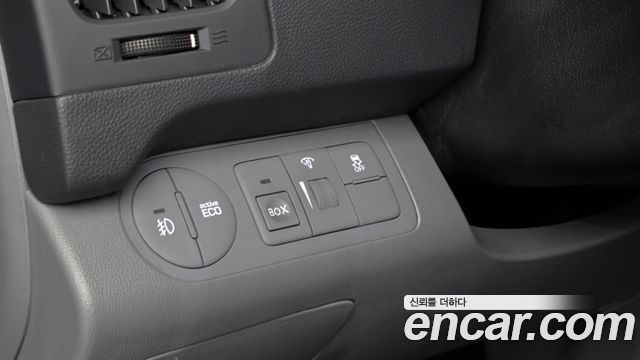Hyundai Grand Starex Freezer car 2019 — фото 27