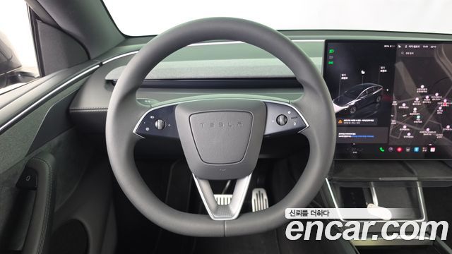 Tesla Model Y L Long Range AWD 2026 — фото 13