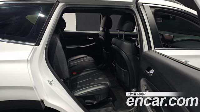 Hyundai Santa Fe Gasoline 2.5T 2WD Premium 2021 — фото 11