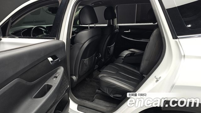 Hyundai Santa Fe Gasoline 2.5T 2WD Premium 2021 — фото 12