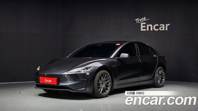 Tesla Model 3 RWD