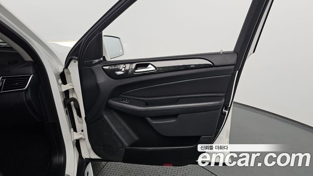 Mercedes-Benz GLS-Class (X166) GLS350 d 4MATIC 2017 — фото 24