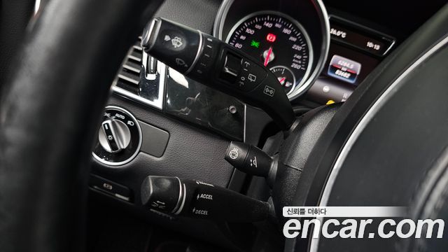 Mercedes-Benz GLS-Class (X166) GLS350 d 4MATIC 2017 — фото 37