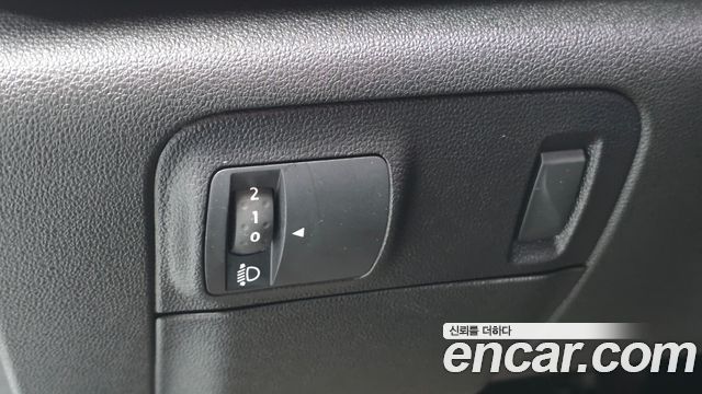 Renault Korea SM6 1.5 dCi SE 2016 — фото 13
