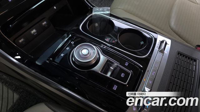 Kia Carnival (IV) Gasoline 7-Seater Hi-Limousine Signature 2023 — фото 9